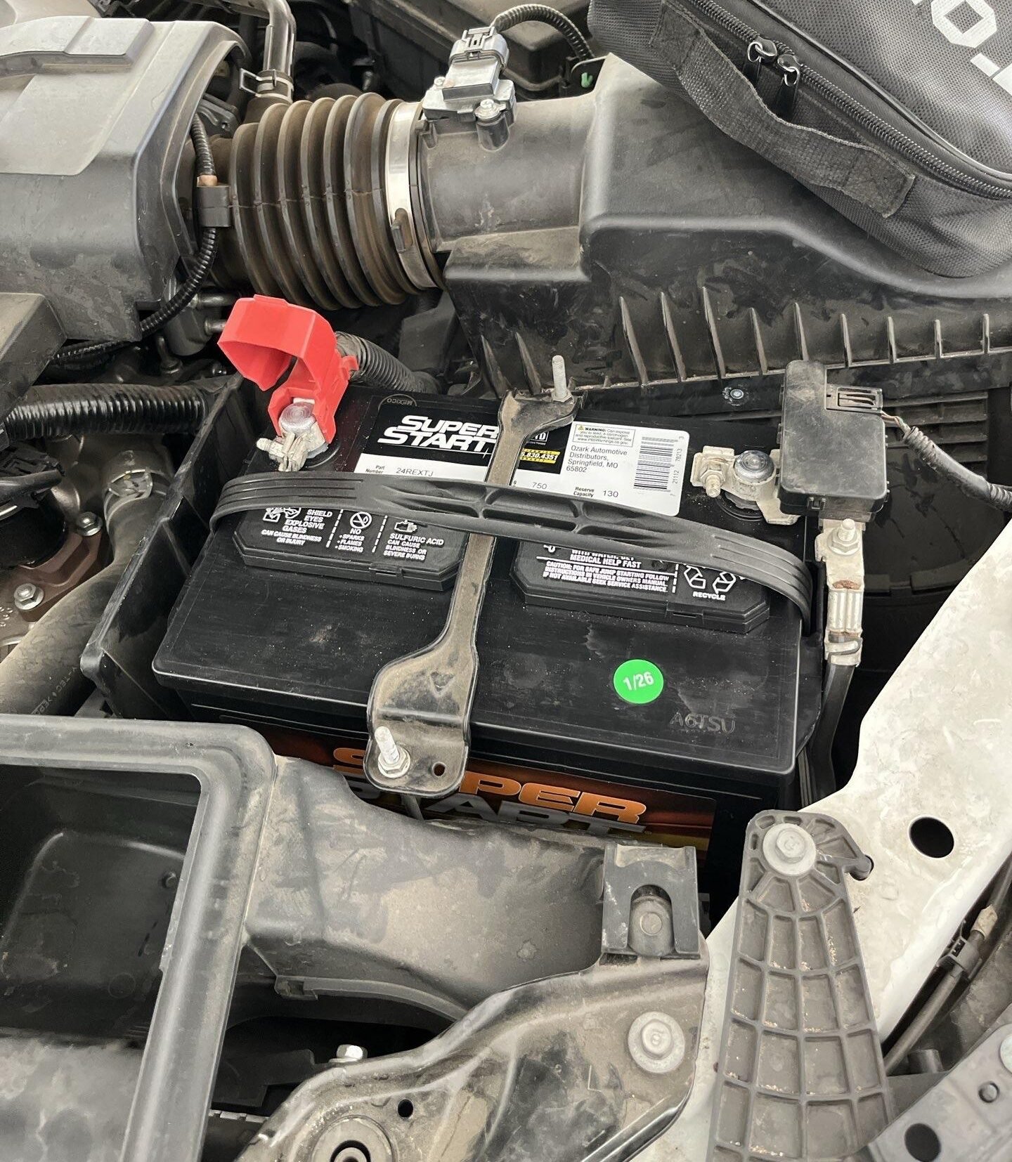 Mobile car battery replacement and battery testing in Glendale AZ